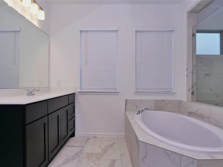 5311 Birch Shadow Dr — Photo 10
