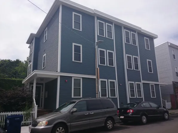 531-535 E 3rd St APT 535-2, South Boston, MA 02127