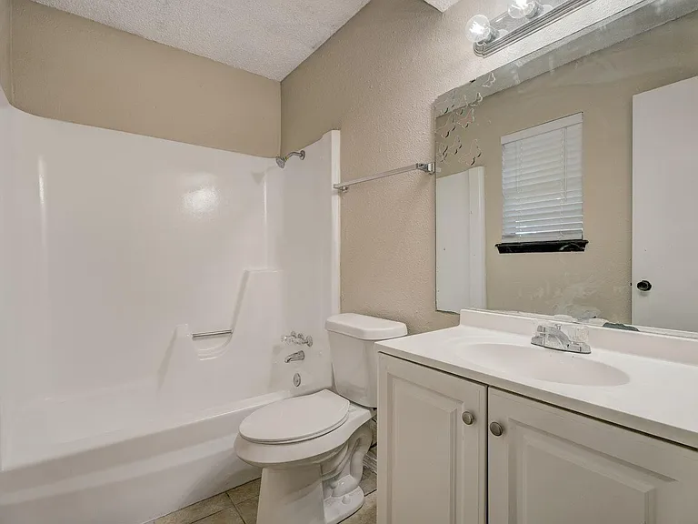 3807 Bradfred Dr — Photo 6