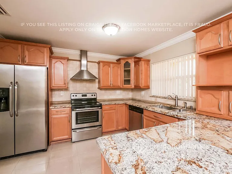 16449 SW 95th St — Photo 8