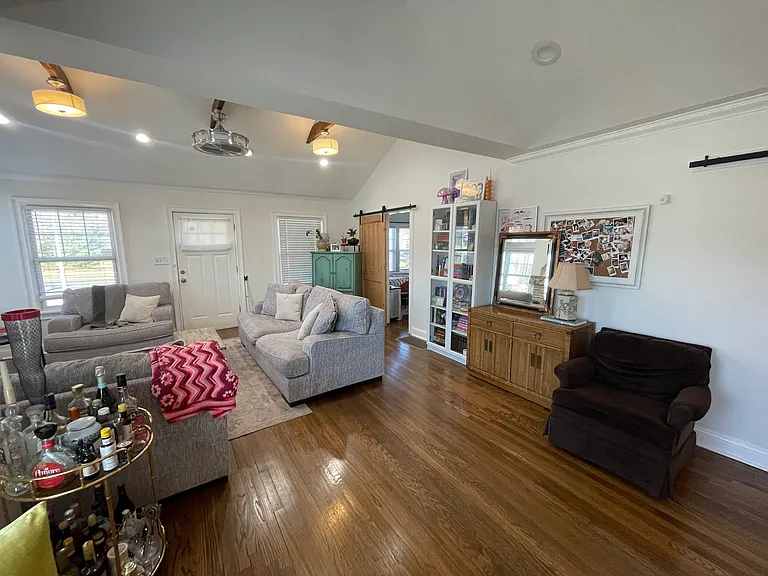 6217 Brookside Blvd — Photo 3