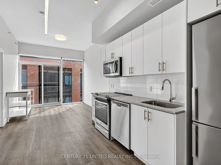 475 George St N #416 — Photo 28