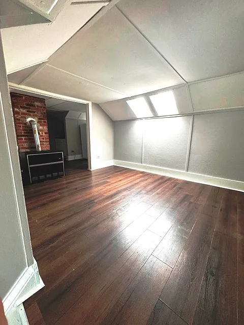 1 bed, $900 — Photo 1