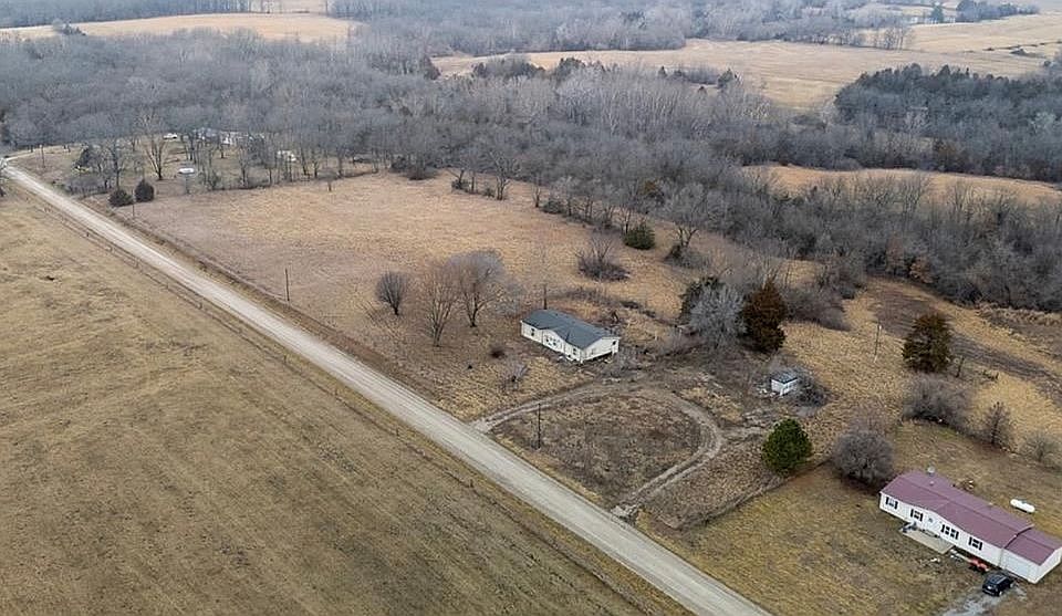 1st image of 111 NW 800th Rd