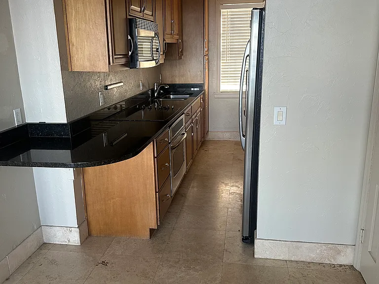 812 Cedar St #812 — Photo 5
