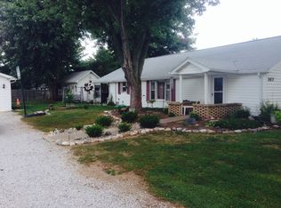 147 N Fulton St, Clinton, IN 47842