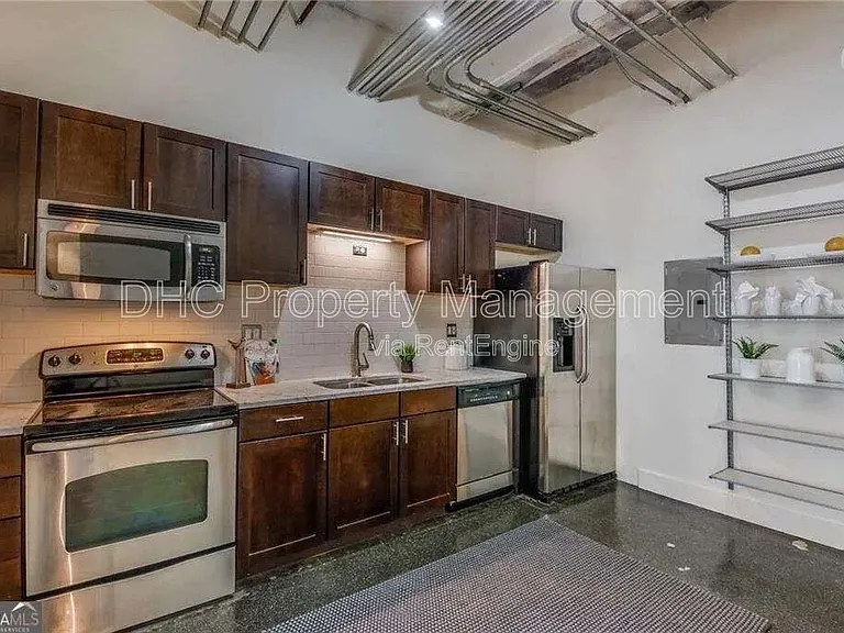 659 Auburn Ave NE #138 — Photo 3