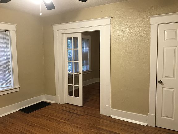 4th image of 4208 Russell Blvd APT 1W