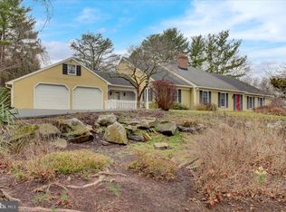 10 Phoebe Dr, Wyomissing, PA 19610