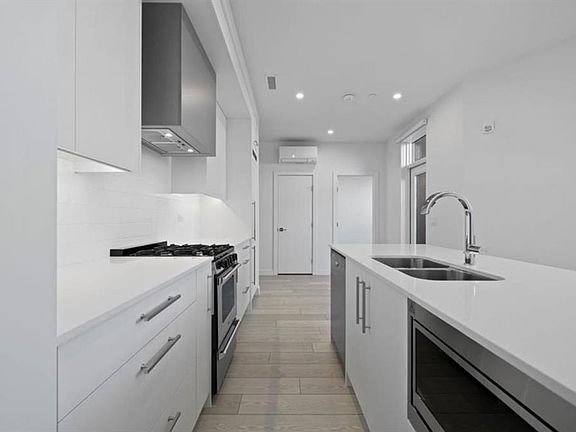 4th image of 8370 N Broadcast Ave SW #102