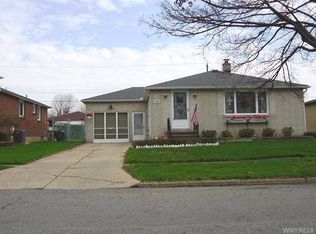 30 Bory Dr, Depew, NY 14043