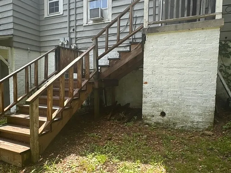 338 N Church St — Photo 16