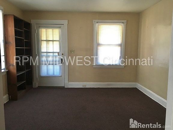 2nd image of 1801 Weyer Ave