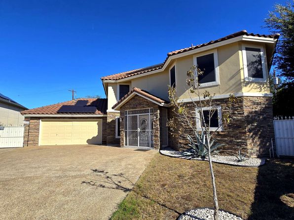 213 Marigold Cir, Laredo, TX 78046