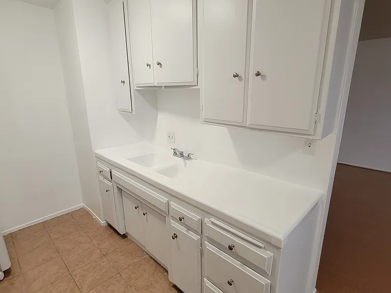 6536 La Mirada Ave #209 — Photo 9