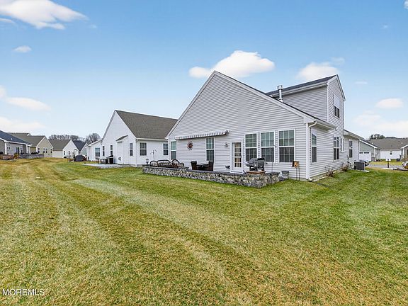 5th image of 44 Saratoga Road