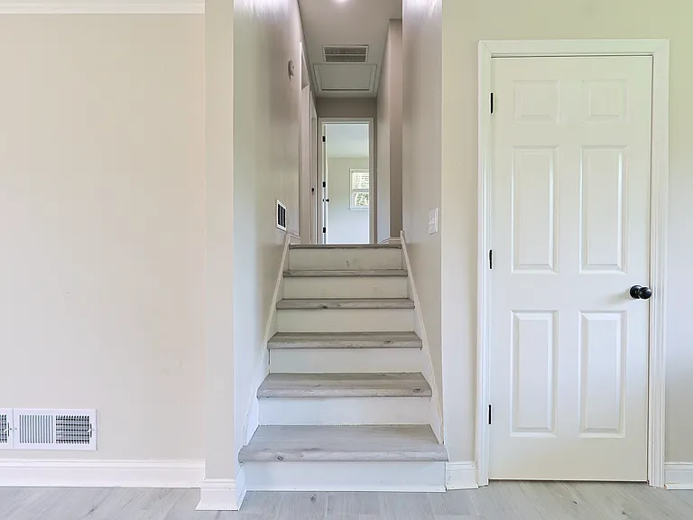 1295 Morrow Rd — Photo 18