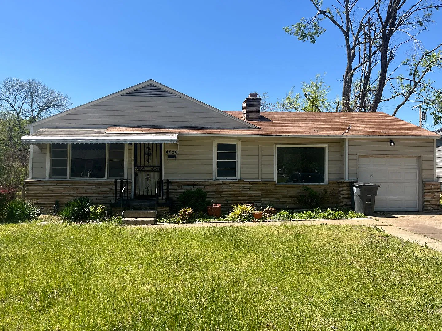 Beautiful 4 bedroom home ready to move in! — Photo 1
