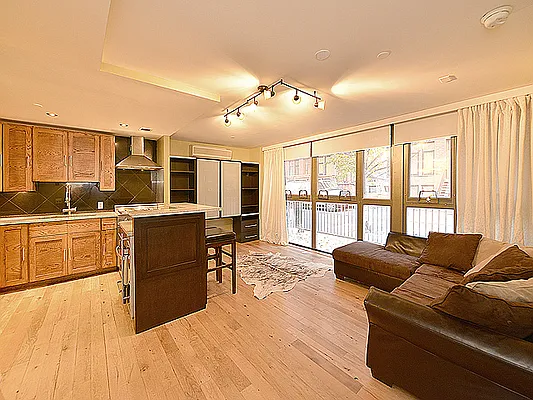 Sold by Cooper & Cooper Real Estate | media 17