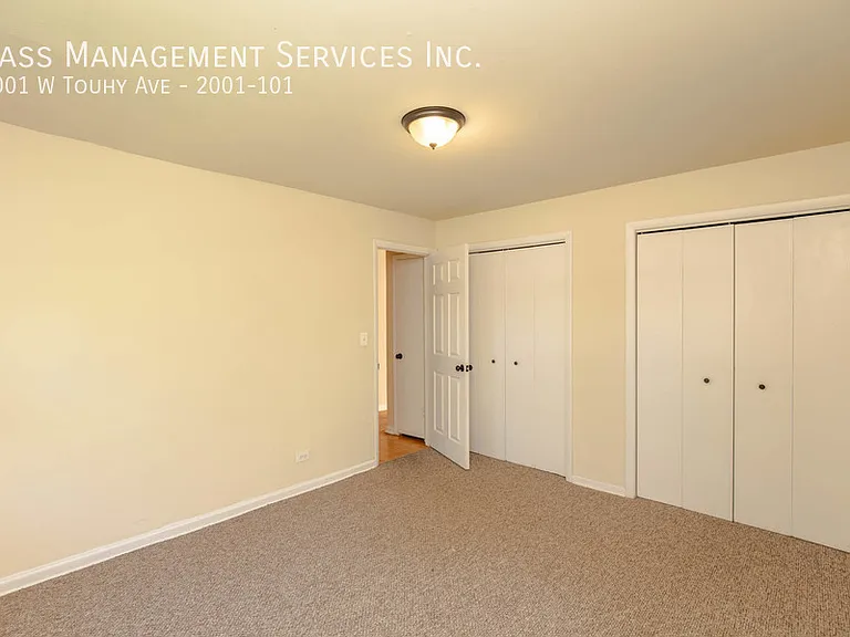 2001 W Touhy Ave #101 — Photo 7