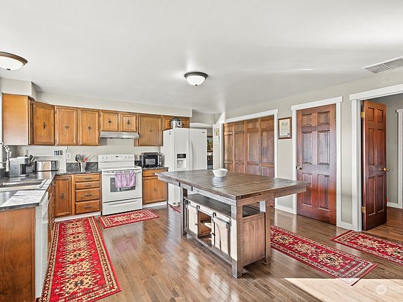 5th image of 6017 119th Avenue E