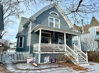 611 S Taylor Ave, Oak Park, IL 60304