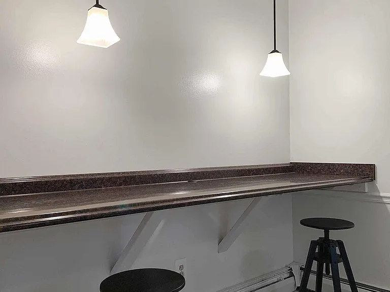 Breakfast bar