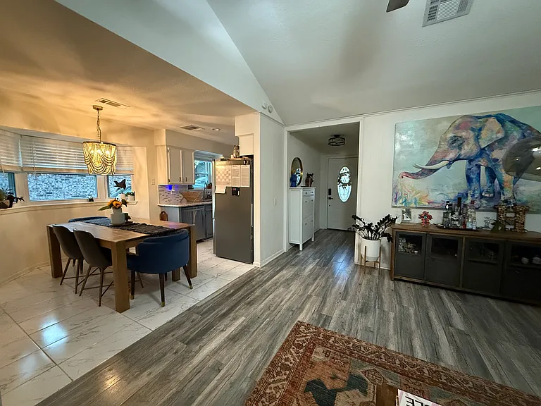 5815 Hoover St — Photo 5