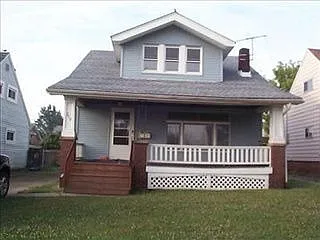 7419 Newport Ave photo 1