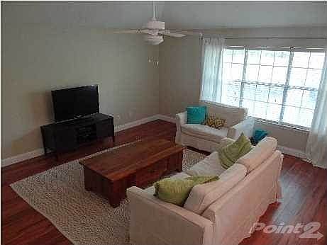 4th image of 3930 Sunny Manor Cr