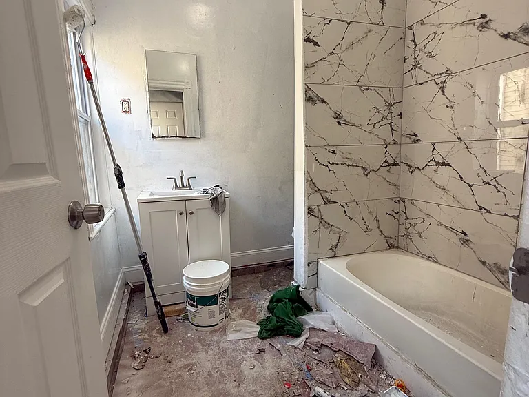 71 W Alpine St #2 — Photo 2