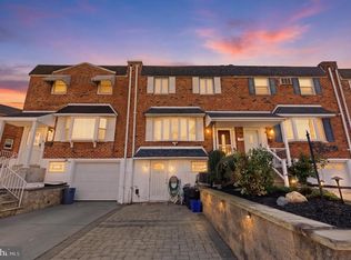 12449 Sweet Briar Rd, Philadelphia, PA 19154