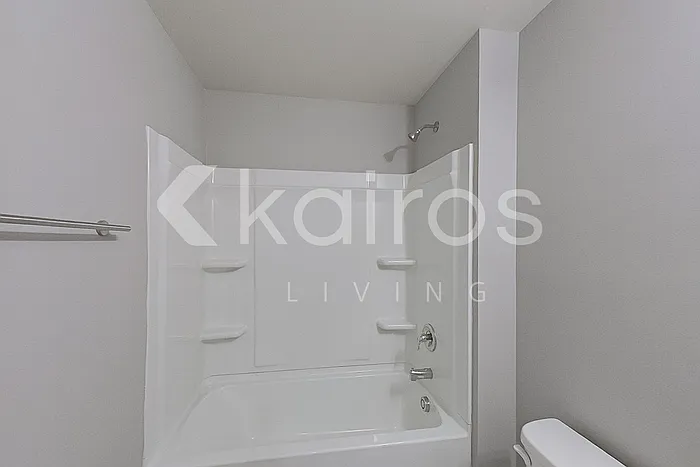 102 Kyles Dr — Photo 13