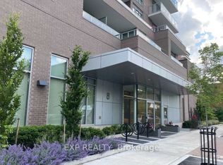 8 Ann St #305, Mississauga, ON L5G 0C1