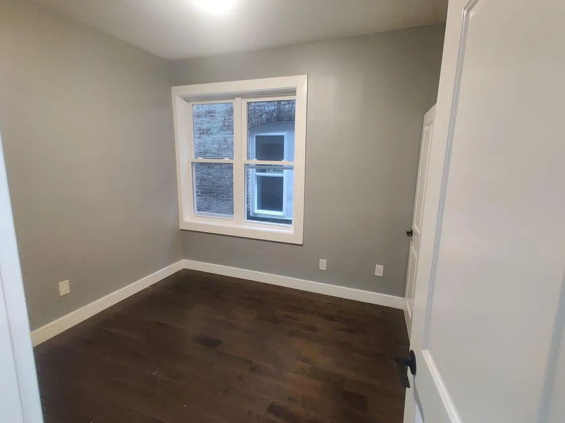 48 Carroll St — Photo 4