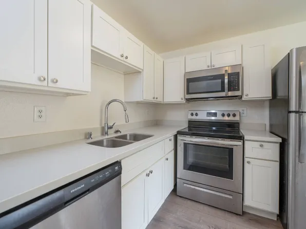 McKinley Crossing, 7406 McKinley Ave #7410-14, Tacoma, WA 98404