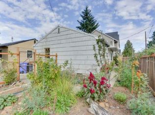 8609 SE Flavel St, Portland, OR 97266