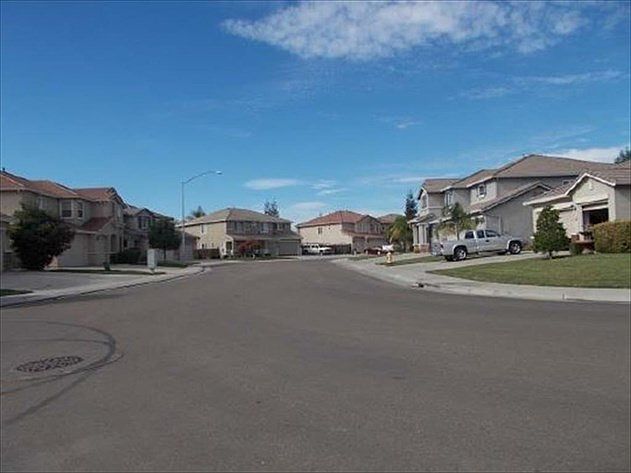 2nd image of 10623 Rivermont Dr