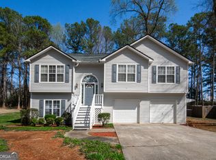 64 Wooddale Ln, Carrollton, GA 30117
