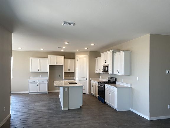 3rd image of 7527 E 36th Pl