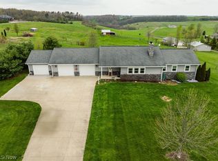 4586 Hardy Ridge Rd NW, Dundee, OH 44624