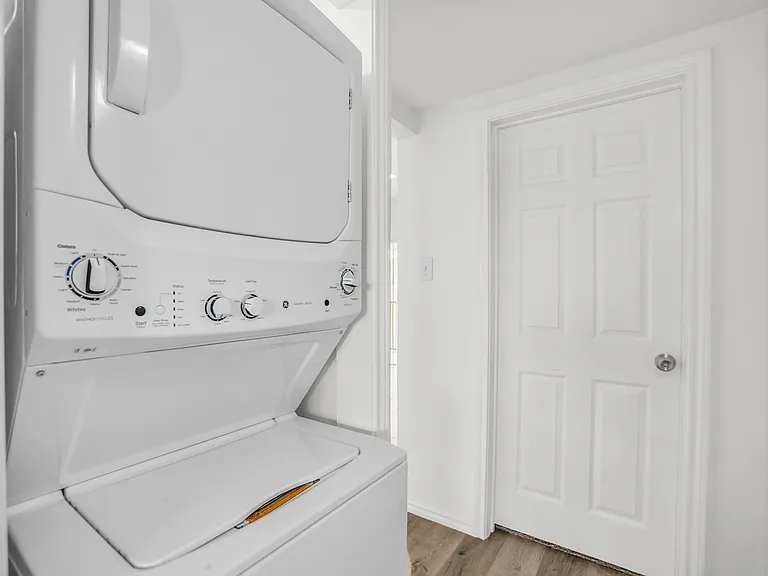 11218 Park Central Pl #C — Photo 7