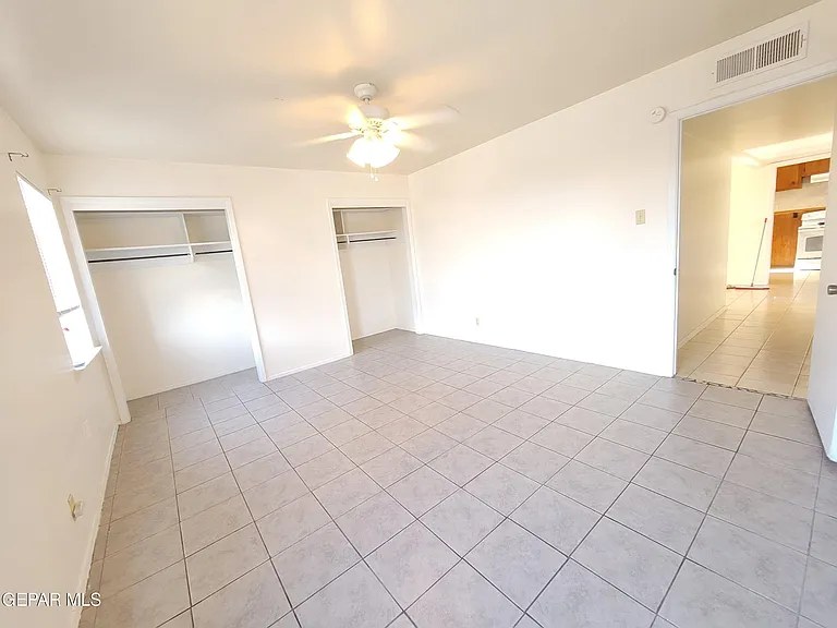 9513 Fairfax St — Photo 10