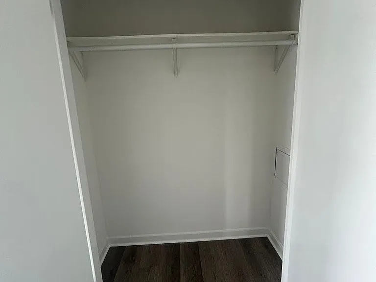 144 Hamilton Ave — Photo 2