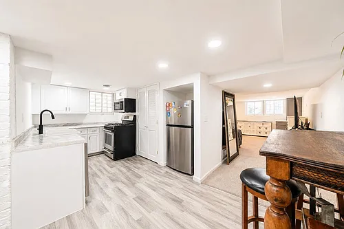 2642 N California Ave #1 Photo 1 2642 N California Ave #1 Photo 1