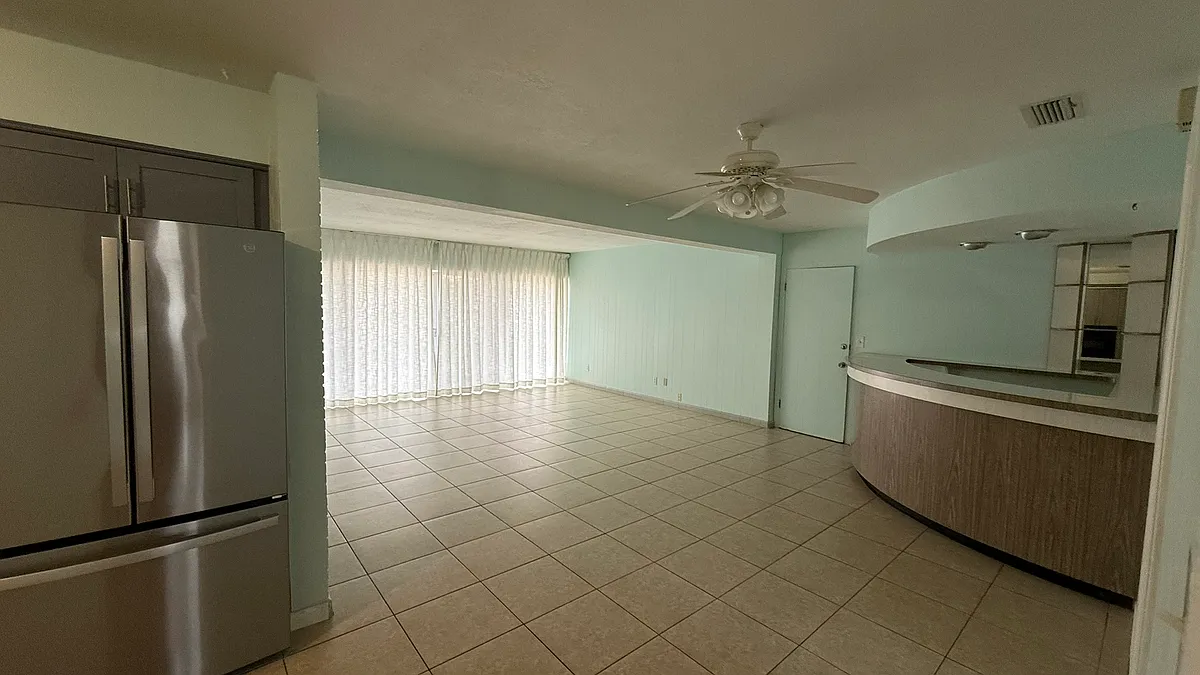 Building Photo - 3610 S Beach Dr