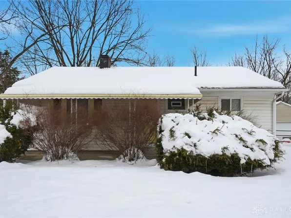 2251 Vale Dr, Dayton, OH 45420