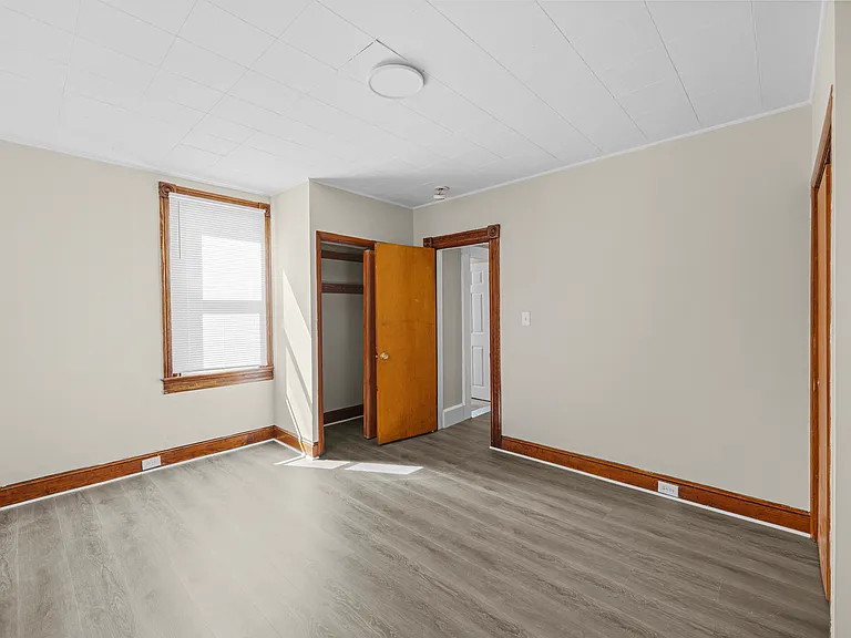 3309 Southern Ave #1 — Photo 8