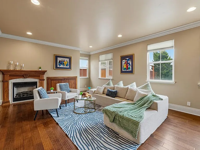 4760 Sea Crest Dr — Photo 23