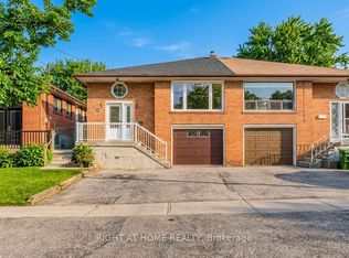 110 Victory Dr, Toronto, ON M3M 2J8